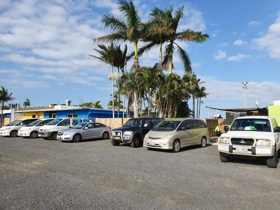Palm Tree Backpackers Hostel Bundaberg Kültér fotó